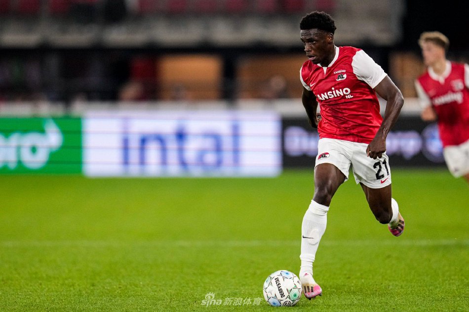 A赛场上竞 A赛场上竞