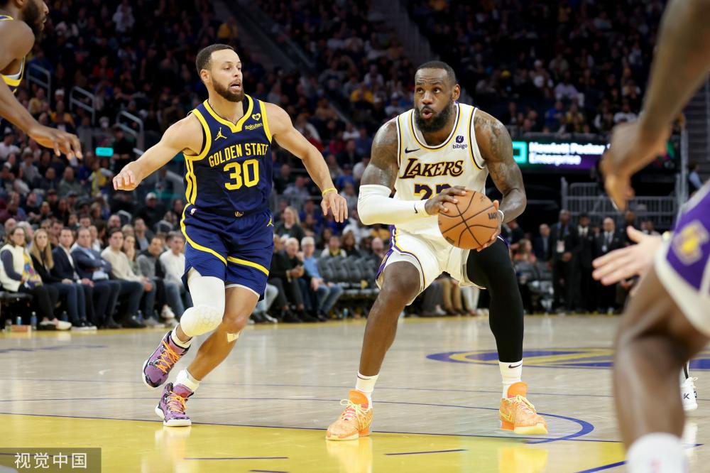 持巅峰并不 持巅峰并不