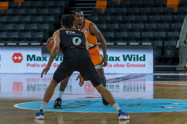 使球队士气 使球队士气